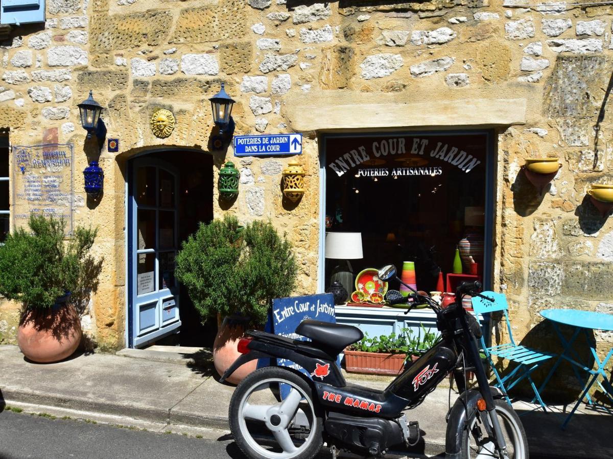 Cosy Holiday Home In Lantheuil With Garden Villefranche-du-Périgord Zewnętrze zdjęcie