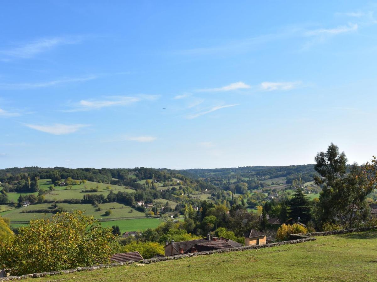 Cosy Holiday Home In Lantheuil With Garden Villefranche-du-Périgord Zewnętrze zdjęcie
