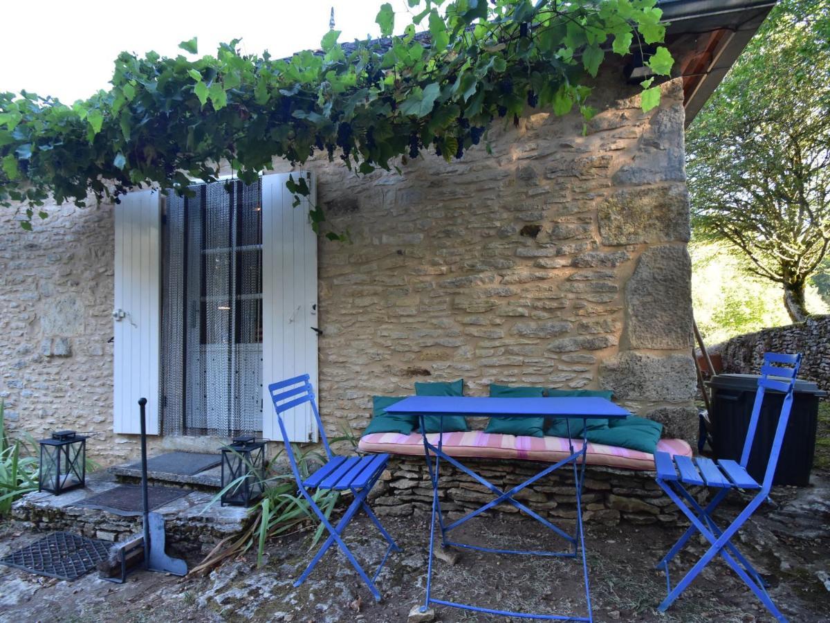 Cosy Holiday Home In Lantheuil With Garden Villefranche-du-Périgord Zewnętrze zdjęcie